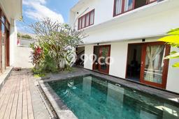 Hunian Elit LB 174m2 Siap Huni Desain Elegan di Jimbaran, Badung Hunian Elit LB 174m2 Siap Huni Desain Elegan di Jimbaran, Badung