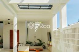 Dijual Rumah Luas Elegan Dengan View Cantik di Seminyak, Badung Dijual Rumah Luas Elegan Dengan View Cantik di Seminyak, Badung