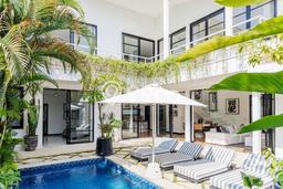 Dijual Rumah Mewah Elegan Dengan View Cantik di Canggu, Badung Dijual Rumah Mewah Elegan Dengan View Cantik di Canggu, Badung