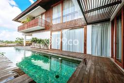 Ready to Use! Premium House LT 300m2 Desain Modern di canggu Ready to Use! Premium House LT 300m2 Desain Modern di canggu
