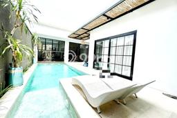 Rumah Elit LB 150m2 Siap Pakai Desain Elegan di canggu, Badung Rumah Elit LB 150m2 Siap Pakai Desain Elegan di canggu, Badung