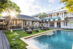 Hunian Super Mewah dengan Akses Paling Strategis di Seminyak, Badung Hunian Super Mewah dengan Akses Paling Strategis di Seminyak, Badung