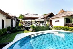 Ready to Use! Luxury House LT 1115m2 Desain Modern di Canggu Ready to Use! Luxury House LT 1115m2 Desain Modern di Canggu
