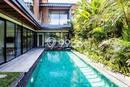 Rumah Elit LB 290m2 Siap Pakai Desain Elegan di Canggu, Badung Rumah Elit LB 290m2 Siap Pakai Desain Elegan di Canggu, Badung