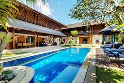 Jual Rumah Luas Elegan Dengan View Cantik di Seminyak, Badung Jual Rumah Luas Elegan Dengan View Cantik di Seminyak, Badung