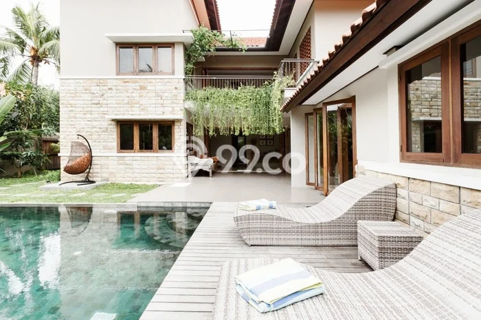 For Sale! Luxury House LT 436m2 Desain Elegan di Seminyak For Sale! Luxury House LT 436m2 Desain Elegan di Seminyak