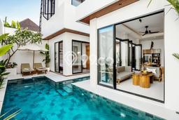 Rumah Mewah LB 190m2 Siap Huni Desain Elegan di Kerobokan, Badung Rumah Mewah LB 190m2 Siap Huni Desain Elegan di Kerobokan, Badung