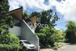 Rumah Elit LB 150m2 Siap Huni Desain Elegan di Nusa Dua, Badung Rumah Elit LB 150m2 Siap Huni Desain Elegan di Nusa Dua, Badung