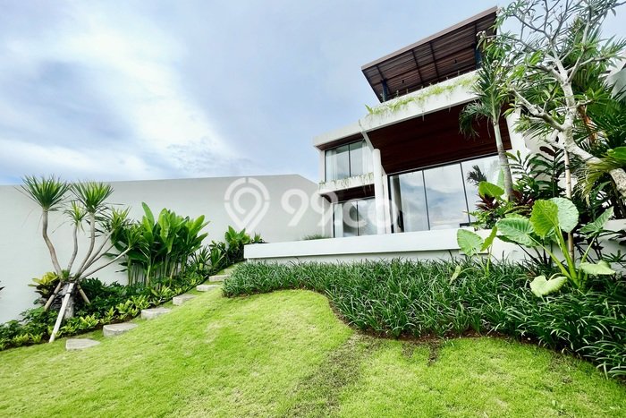 Rumah Asri di Jimbaran, Badung, Luas 200m2m² LB 174m2m² Rumah Asri di Jimbaran, Badung, Luas 200m2m² LB 174m2m²