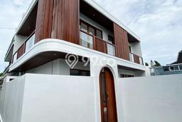 For Sale! Luxury House LT 141m2 Desain Elegan di Canggu For Sale! Luxury House LT 141m2 Desain Elegan di Canggu