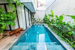 Rumah Elit LB 225m2 Siap Huni Desain Elegan di Seminyak, Badung Rumah Elit LB 225m2 Siap Huni Desain Elegan di Seminyak, Badung