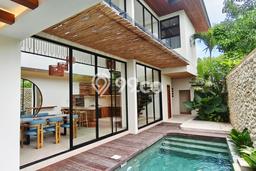 Hunian Mewah LB 200m2 Siap Pakai Desain Elegan di Jimbaran, Badung Hunian Mewah LB 200m2 Siap Pakai Desain Elegan di Jimbaran, Badung