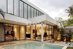 Rumah Elit LB 300m2 Siap Huni Desain Elegan di Canggu, Badung Rumah Elit LB 300m2 Siap Huni Desain Elegan di Canggu, Badung