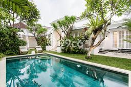 Rumah Elit Modern Siap Huni di Umalas Badung Rumah Elit Modern Siap Huni di Umalas Badung