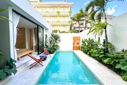 Ready to Use! Premium House LT 144m2 Desain Elegan di Seminyak Ready to Use! Premium House LT 144m2 Desain Elegan di Seminyak
