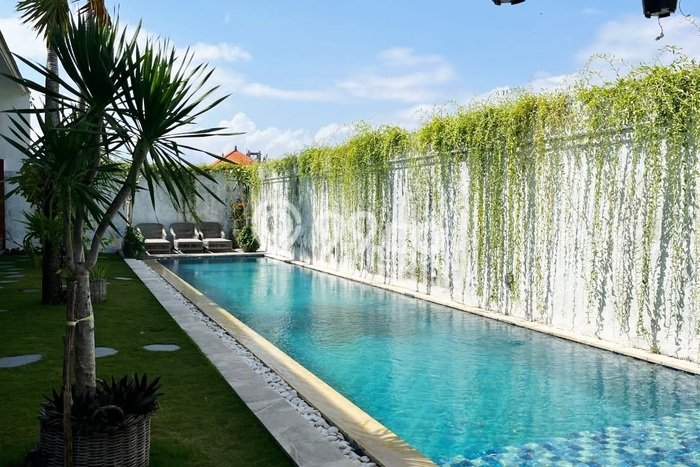 Dijual Rumah Kost di Seminyak, Badung, 5 KT, 5 KM, Bangunan 200m2 Dijual Rumah Kost di Seminyak, Badung, 5 KT, 5 KM, Bangunan 200m2