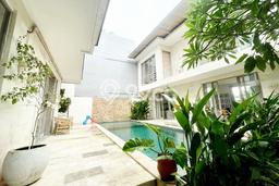 DIJUAL CEPAT! Rumah Modern di Denpasar Barat, Denpasar, Luas 374m² Bangunan 520m² Bisa Nego! DIJUAL CEPAT! Rumah Modern di Denpasar Barat, Denpasar, Luas 374m² Bangunan 520m² Bisa Nego!
