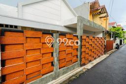 PROMO SPESIAL! Jual Rumah Premium di Tebet, Jakarta Selatan, Luas Tanah 165m² Luas Bangunan 200m² PROMO SPESIAL! Jual Rumah Premium di Tebet, Jakarta Selatan, Luas Tanah 165m² Luas Bangunan 200m²
