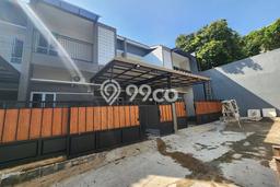 Dijual Cepat Rumah Favorit Siap Huni LB 132m2 di Cinere, Depok Dijual Cepat Rumah Favorit Siap Huni LB 132m2 di Cinere, Depok