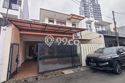 Disewakan Cepat Rumah Kondisi Bagus di Kawasan Tebet, Jakarta Selatan Disewakan Cepat Rumah Kondisi Bagus di Kawasan Tebet, Jakarta Selatan