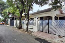 Siap Huni Rumah Mewah 3 Kamar di Pancoran Dekat ke Mana Saja Siap Huni Rumah Mewah 3 Kamar di Pancoran Dekat ke Mana Saja