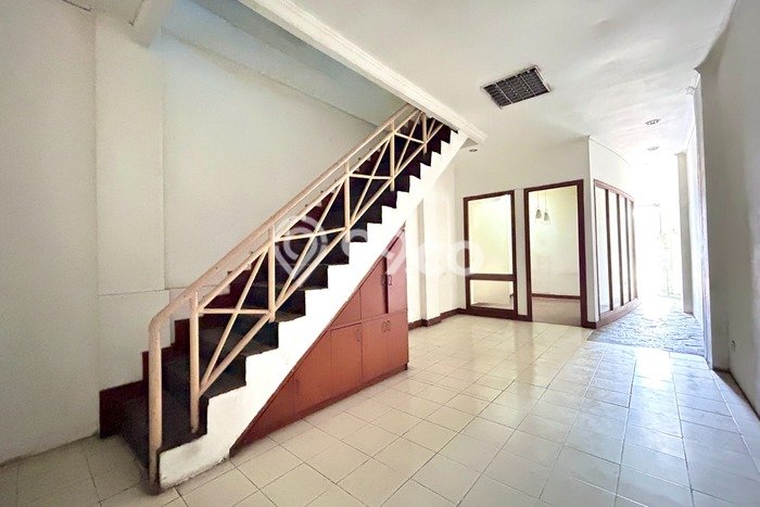 Unit Ruko Strategis di Tebet, Jakarta Selatan Potensi Bisnis Besar Unit Ruko Strategis di Tebet, Jakarta Selatan Potensi Bisnis Besar