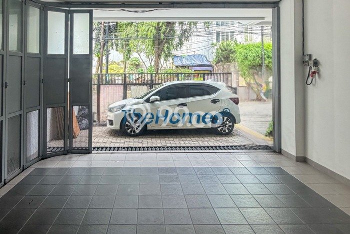 Ruko Bagus Dijual LB 290m2 Lokasi Strategis Jakarta Selatan Area Cocok untuk Berbisnis Ruko Bagus Dijual LB 290m2 Lokasi Strategis Jakarta Selatan Area Cocok untuk Berbisnis