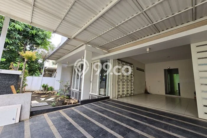 Jual Cepat Hunian Mewah Cozy di Surabaya Jual Cepat Hunian Mewah Cozy di Surabaya
