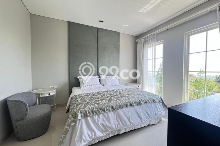 Jual Rumah Mewah Megah Dengan View Cantik di Malang Kota, Malang Jual Rumah Mewah Megah Dengan View Cantik di Malang Kota, Malang