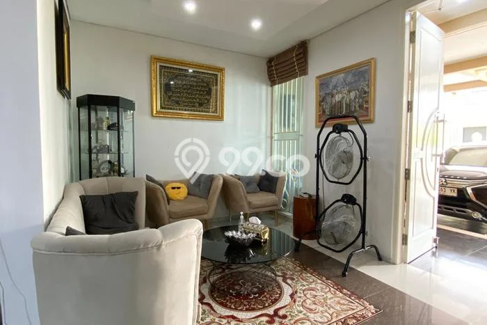 For Sale! Luxury House LT 198m2 Desain Modern di Surabaya Kota For Sale! Luxury House LT 198m2 Desain Modern di Surabaya Kota