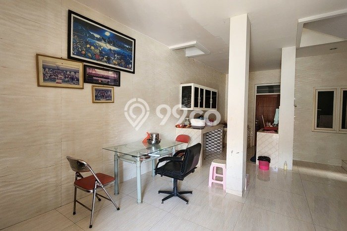 Rumah Strategis Minimalis Lb 180m2 di Krembangan, Surabaya Rumah Strategis Minimalis Lb 180m2 di Krembangan, Surabaya