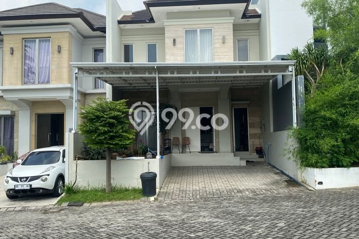 Rumah Mewah Dijual LT 180m2 di Menganti, Gresik Rumah Mewah Dijual LT 180m2 di Menganti, Gresik