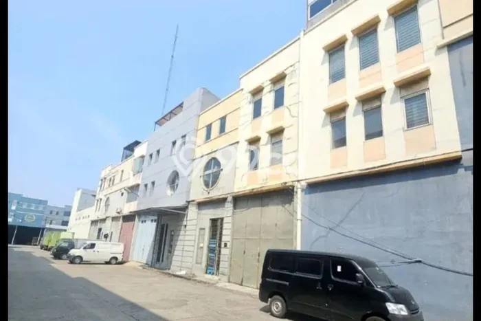 Unit Gudang Tersedia di Pantai Indah Kapuk Spesifikasi LB 500m2 Unit Gudang Tersedia di Pantai Indah Kapuk Spesifikasi LB 500m2