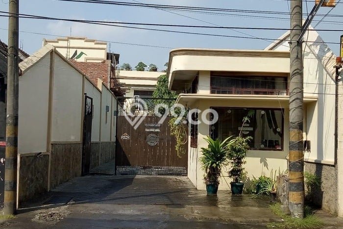 Unit Kost Dijual di Surabaya Kota dengan 39 Kamar Kawasan Ramai Unit Kost Dijual di Surabaya Kota dengan 39 Kamar Kawasan Ramai
