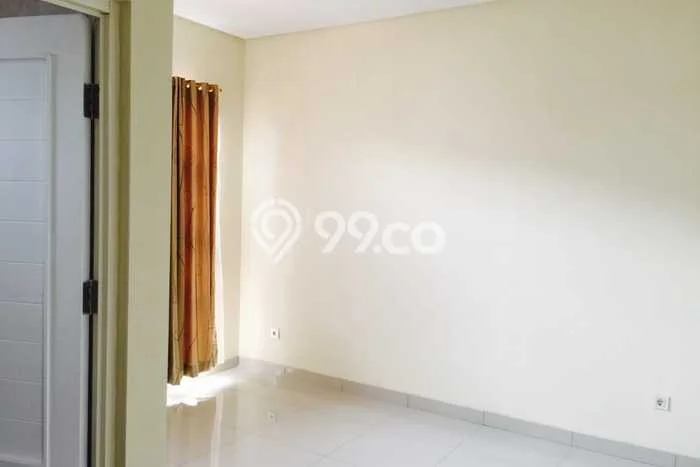 Lokasi terbaik! Rumah siap pakai disewakan di Puri Mansion LB 140m2 Lokasi terbaik! Rumah siap pakai disewakan di Puri Mansion LB 140m2