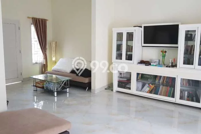 Rumah Mewah LB 200m2 Siap Pakai Desain Elegan di Cirebon Kota, Cirebon Rumah Mewah LB 200m2 Siap Pakai Desain Elegan di Cirebon Kota, Cirebon