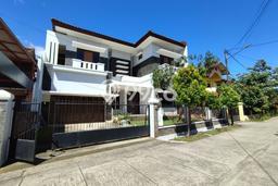 Hunian Mewah Dijual LT 421m2 di Antapani, Bandung Hunian Mewah Dijual LT 421m2 di Antapani, Bandung