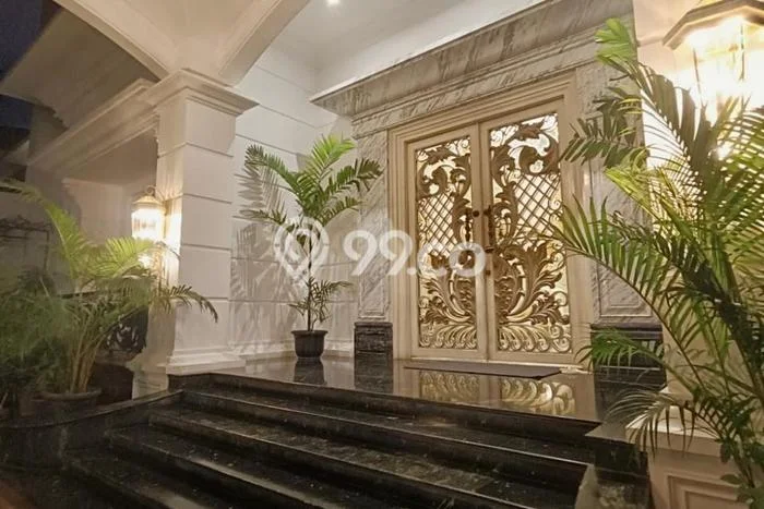 For Sale Rumah Mewah Exclusive di Menteng, Jakarta Pusat For Sale Rumah Mewah Exclusive di Menteng, Jakarta Pusat