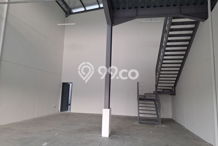 Area Strategis! Disewakan Gudang Lokasi BSD, Tangerang Selatan Cocok untuk Bisnis Area Strategis! Disewakan Gudang Lokasi BSD, Tangerang Selatan Cocok untuk Bisnis