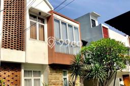 For Sale Hunian Rumah Nyaman 3 KT di Kalisari, Jakarta Timur For Sale Hunian Rumah Nyaman 3 KT di Kalisari, Jakarta Timur