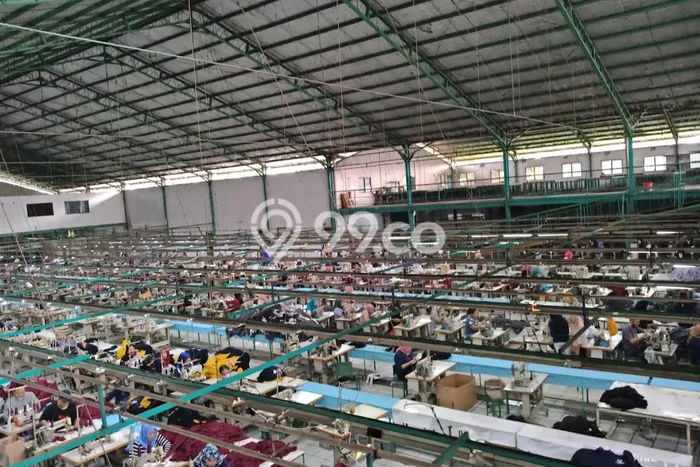 AREA KOMERSIAL! Pabrik Kawasan Bogor Barat, Luas 5280m², Posisi Strategis AREA KOMERSIAL! Pabrik Kawasan Bogor Barat, Luas 5280m², Posisi Strategis
