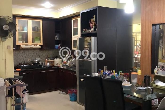 Jual Rumah Strategis Bagus Punya 3 KT di Kelapa Gading Jakarta Utara SHM Jual Rumah Strategis Bagus Punya 3 KT di Kelapa Gading Jakarta Utara SHM