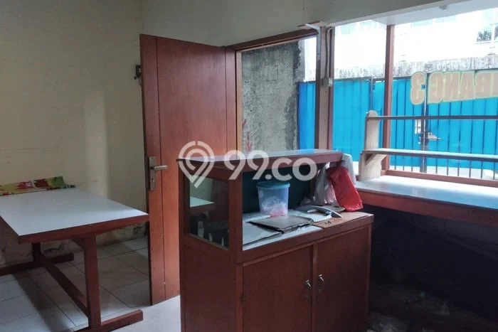 Unit Komersial Dijual di Jakarta Selatan LT 60m2 & LB 55m2 Unit Komersial Dijual di Jakarta Selatan LT 60m2 & LB 55m2