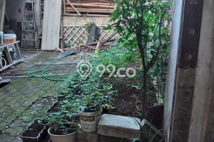 Hunian Nyaman Asri 2 KT Siap Pakai di Sektor 3A - Bintaro Tangerang Selatan Hunian Nyaman Asri 2 KT Siap Pakai di Sektor 3A - Bintaro Tangerang Selatan