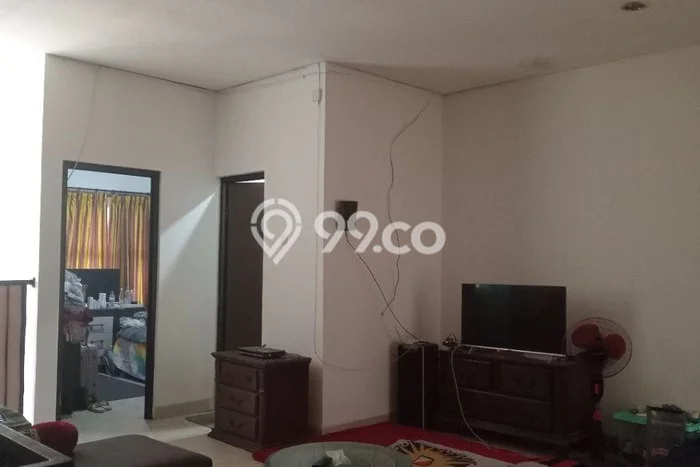 Dijual Rumah 4 Kamar Lokasi Strategis Nyaman dan Strategis di Kiaracondong Dijual Rumah 4 Kamar Lokasi Strategis Nyaman dan Strategis di Kiaracondong