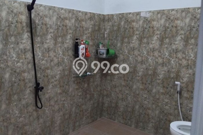 Jual Rumah Bagus Siap Huni LB 140m2 di Arcamanik, Bandung Jual Rumah Bagus Siap Huni LB 140m2 di Arcamanik, Bandung