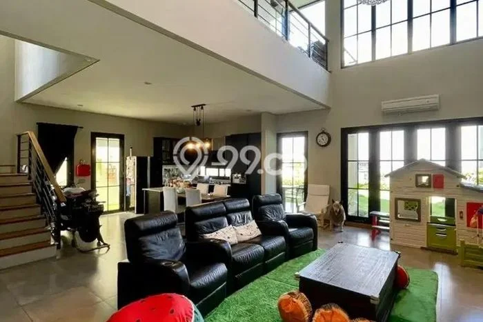 Ready to Use! Luxury House LT 450m2 Desain Modern di Setiabudi Ready to Use! Luxury House LT 450m2 Desain Modern di Setiabudi