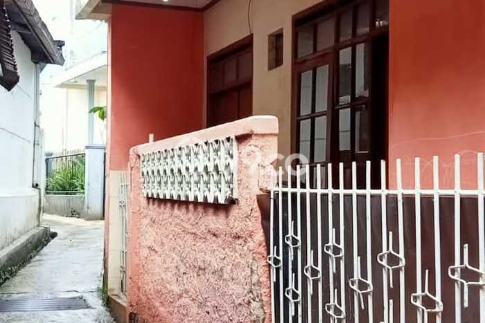Untuk Dijual Kost 16 Kamar di Bandung untuk Aset Anda Untuk Dijual Kost 16 Kamar di Bandung untuk Aset Anda