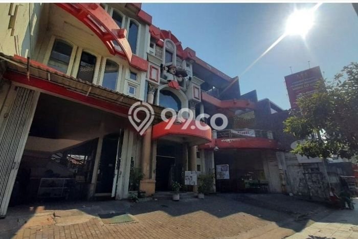 Ruko Dijual di Surabaya LT 313m2 & LB 660m2 Lokasi Terbaik! Ruko Dijual di Surabaya LT 313m2 & LB 660m2 Lokasi Terbaik!