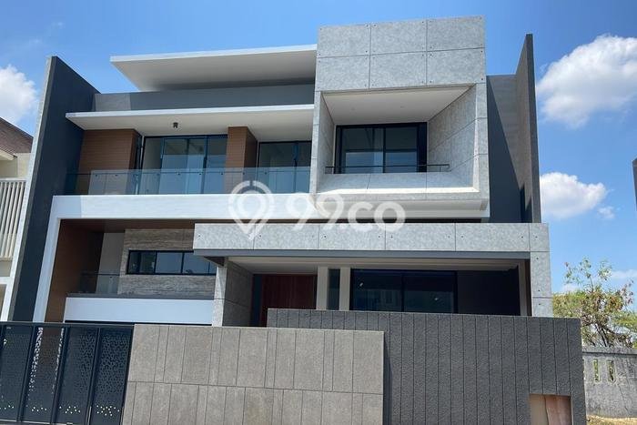 Hunian Mewah LB 600m2 Siap Huni Desain Elegan di Pakuwon, Surabaya Hunian Mewah LB 600m2 Siap Huni Desain Elegan di Pakuwon, Surabaya